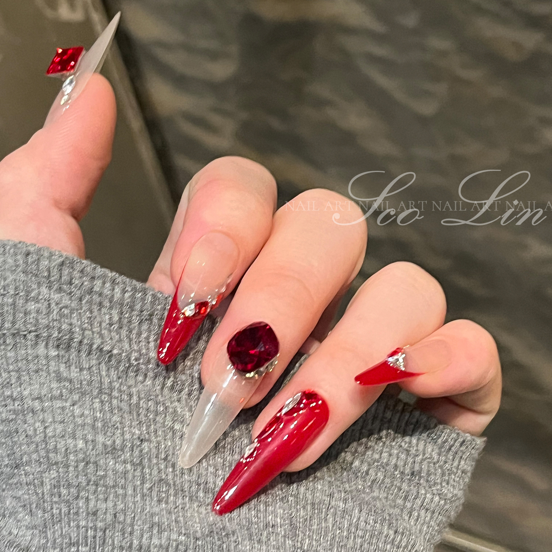 经典红LZ超长杏仁手工定制穿戴甲