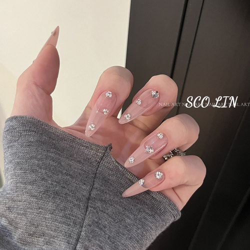 LinLin手工定制穿戴甲