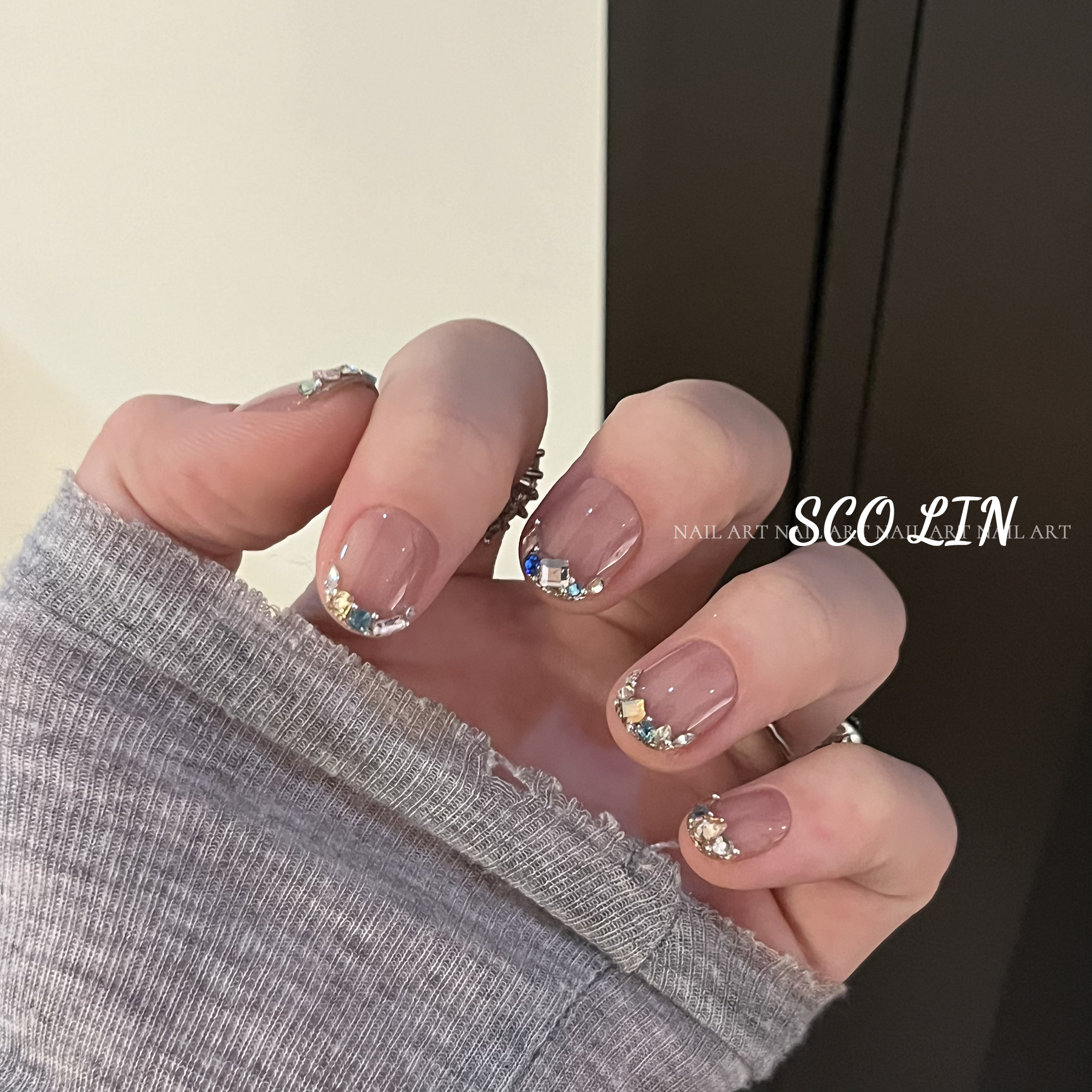 小猴子法式围钻纯欲穿戴甲