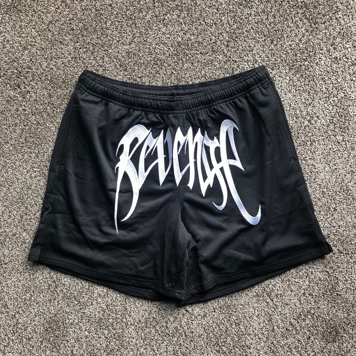 【现货】Revenge Mesh Embroidered Shorts网眼刺绣短裤-封面