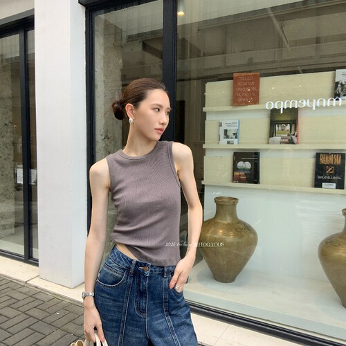 TTOOVOUIS极简风针织无袖背心女