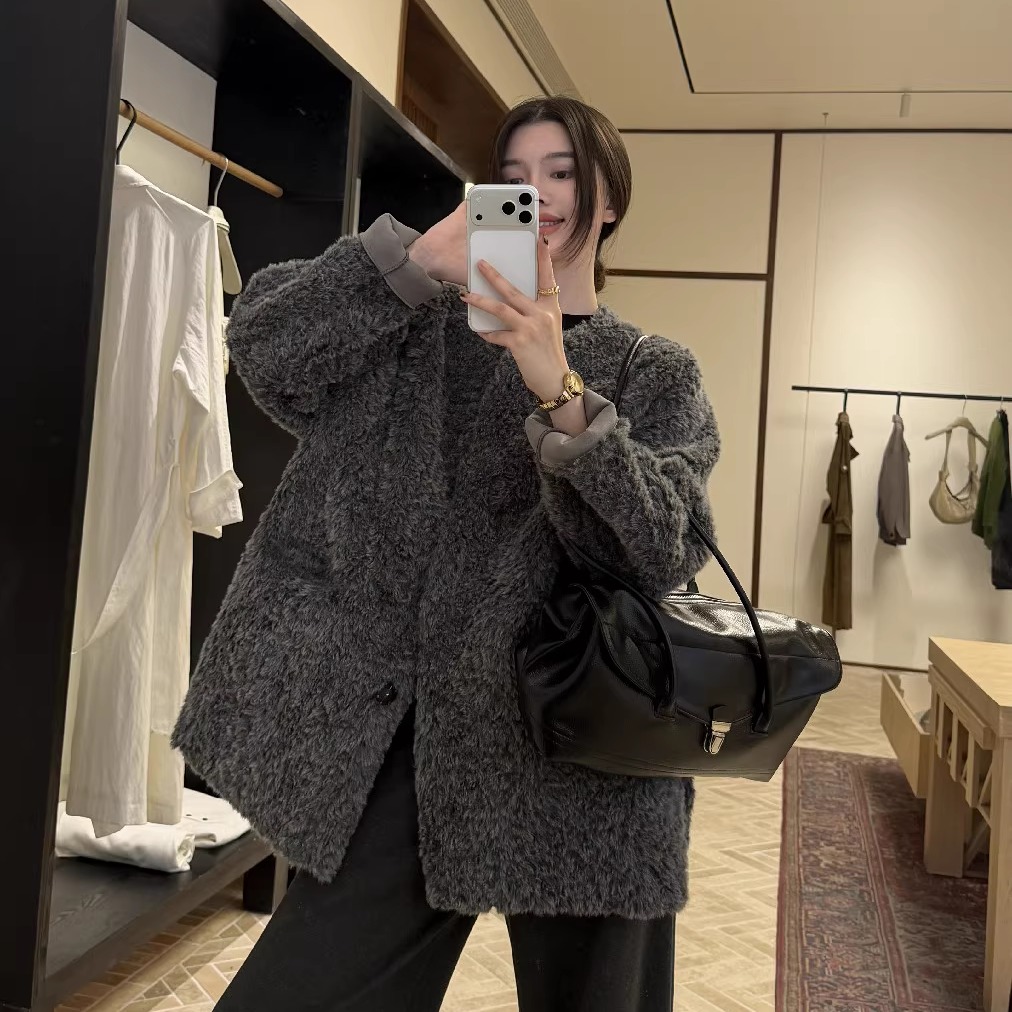 摩登197加厚皮毛一体羊羔毛外套