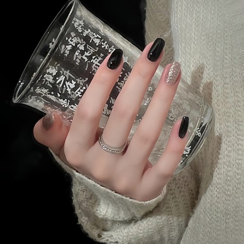 黑色跳银闪穿戴美甲日系纯色跳色显白光疗假指甲贴片成品可拆卸