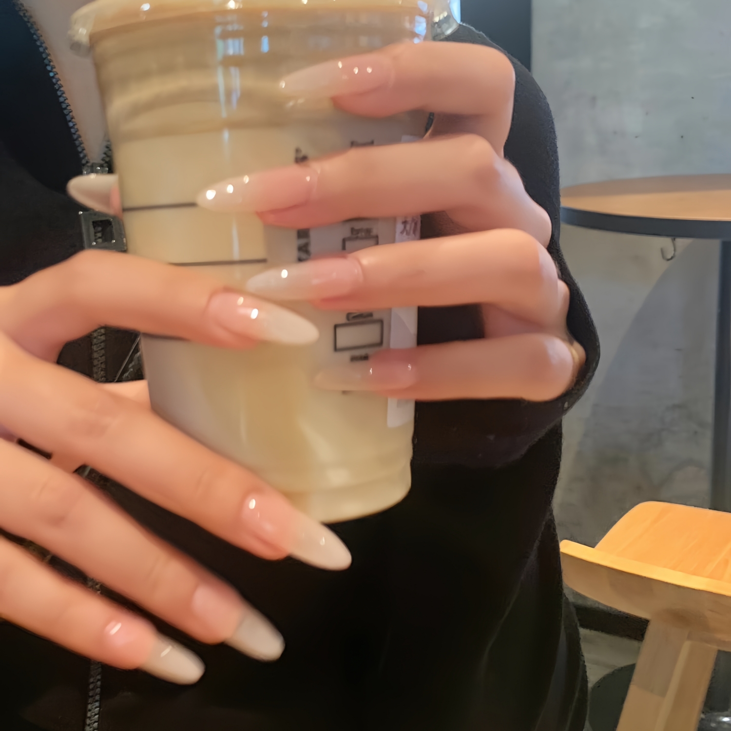 欧美Kylie同款裸色乳白渐变包邮假指甲爆款可取可带穿戴甲 长款