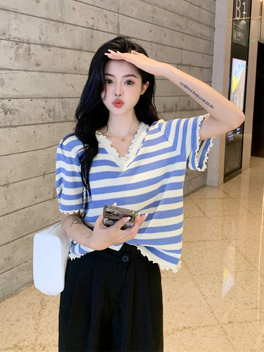 哺乳上衣木耳边条纹短袖显瘦遮肉