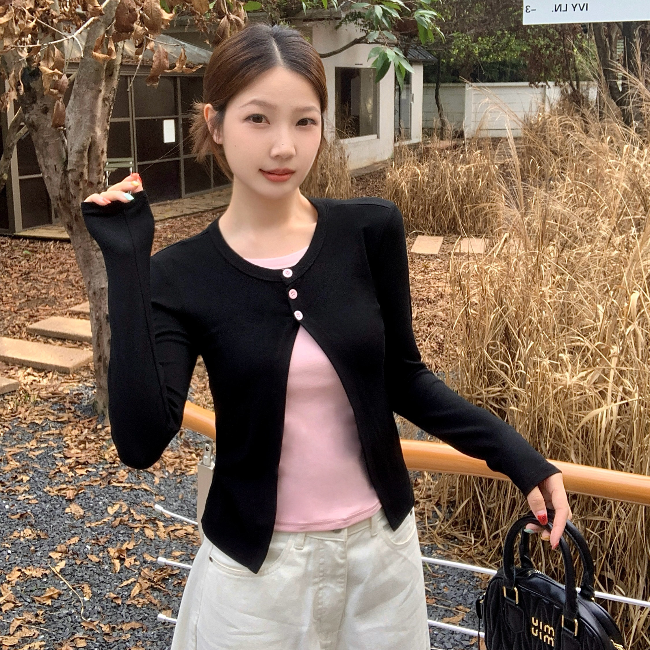 哺乳装外出秋冬大码撞色假两件长袖T恤产后辣妈款显瘦喂奶期上衣
