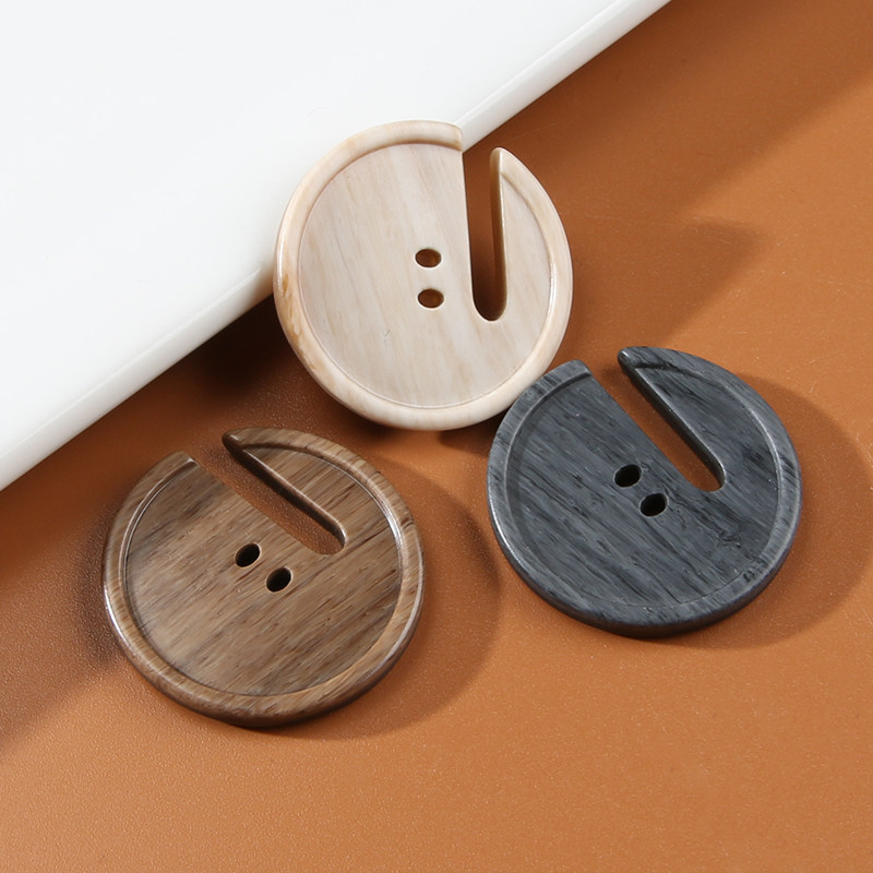 木质笑脸衣服装饰纽扣个性毛衣风衣开衫高档女扣时尚钮扣扣子配件