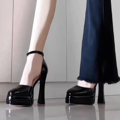 991人正在抢购玛丽珍超高跟鞋