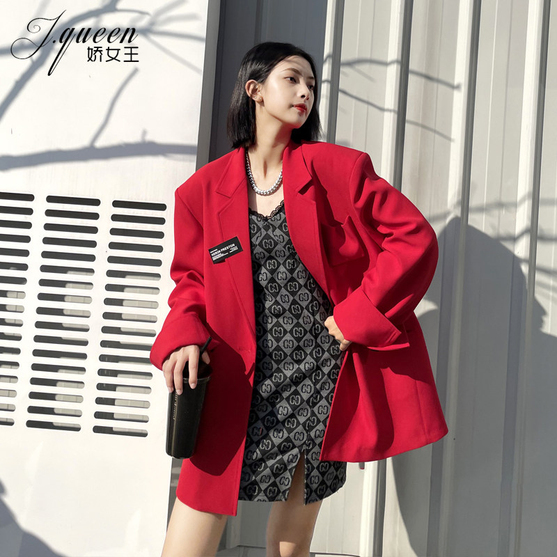 西装外套女2021秋季新款高级感复古宽松廓形洋气宽肩红色小西服潮