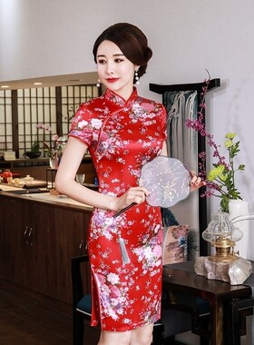 夏季复古表演走秀拍照摄影改良唐装中国风喜庆美女短款旗袍裙大红