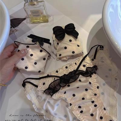 奶油色波点蕾丝系带甜美网纱低腰