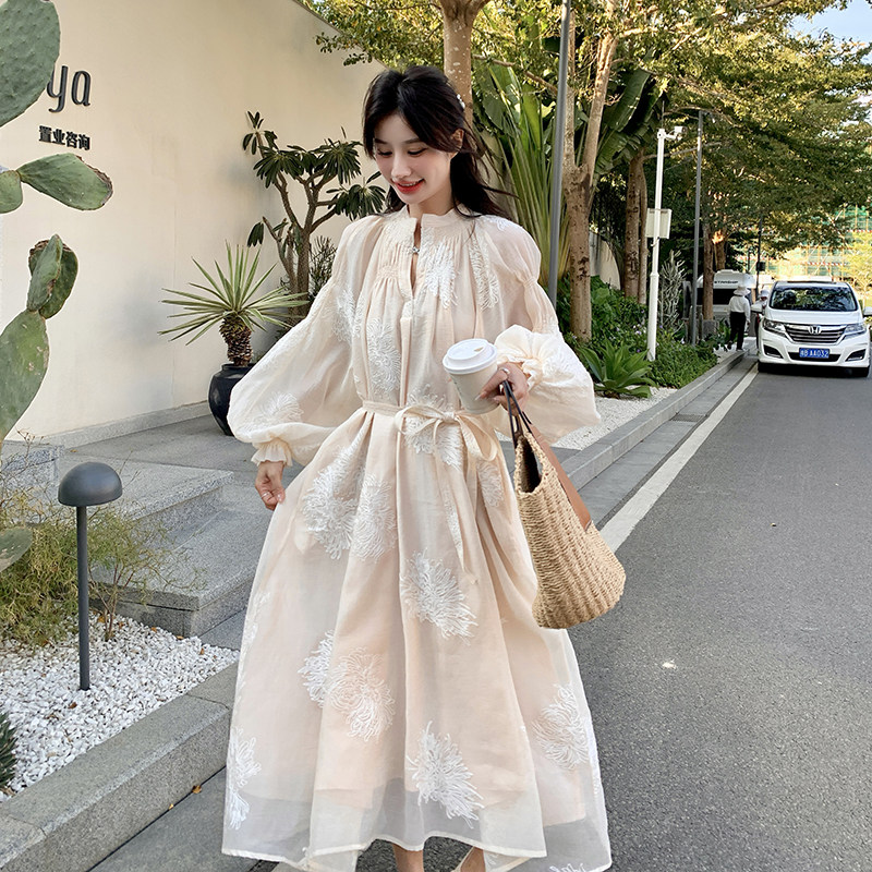 【】法式刺绣小众设计感连衣裙C161-6805-P155-K218,女装连衣裙,2C161