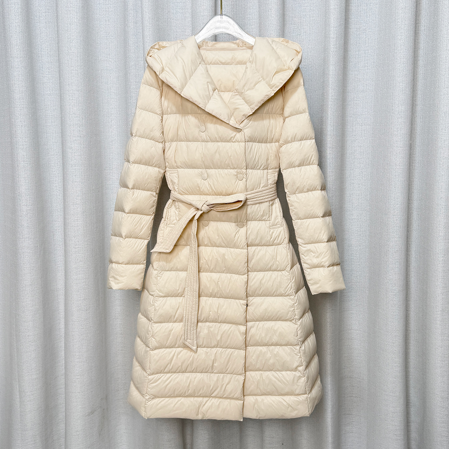 连帽简约修身显瘦90白鸭绒羽绒服