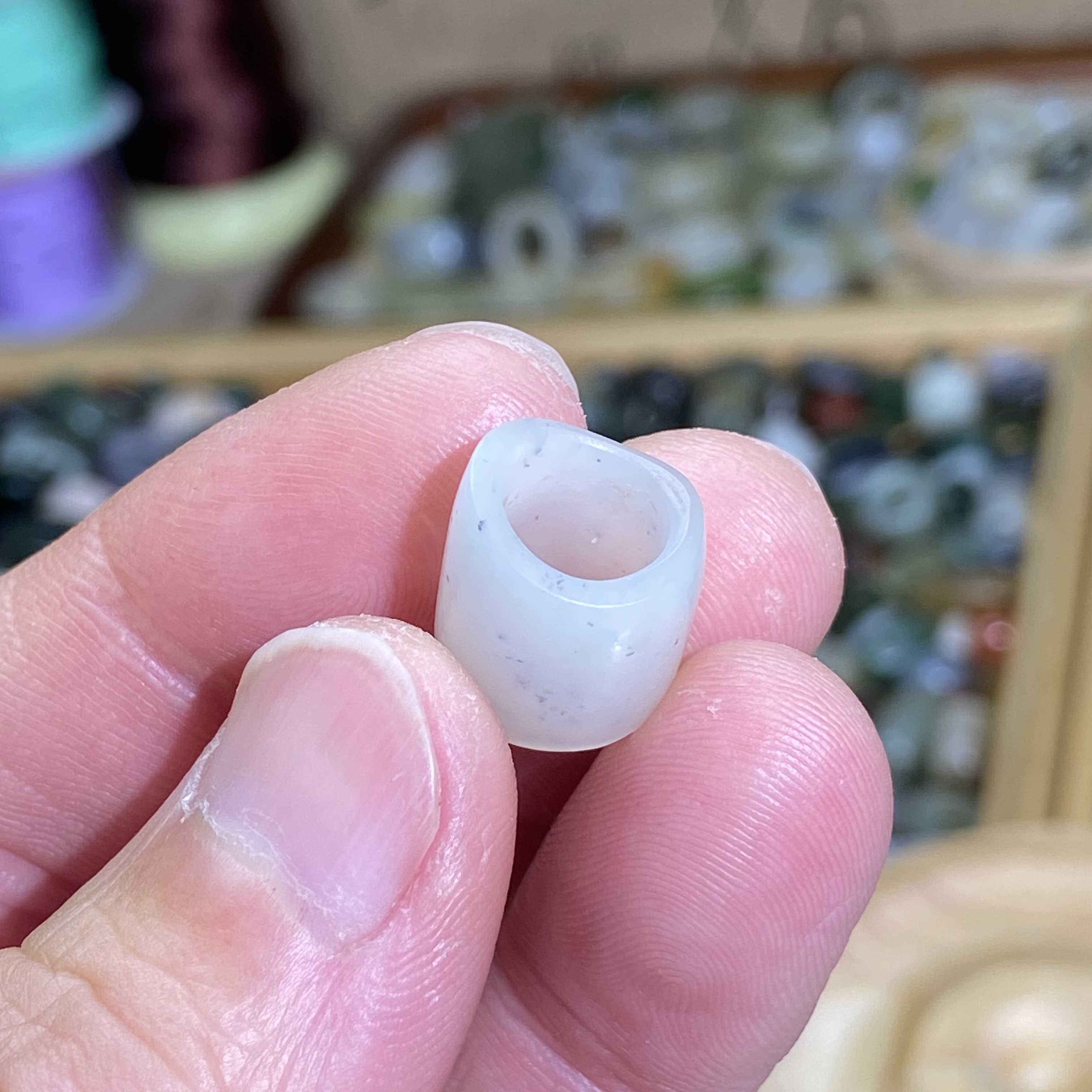 和田玉籽料随型卡8跑环洒金皮天地满皮宽版白玉青花古风玉环挂饰