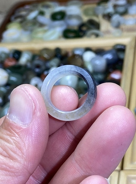 和田玉籽料卡15随型戒指白玉青花洒金皮满皮聚墨俏色戒圈跑环玉环