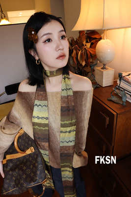 浮夸少女费尔岛毛衣花纹丝巾