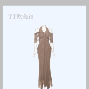 法式气质挂脖长裙子时尚新款优雅神女风拼接压褶遮肉显瘦连衣裙女