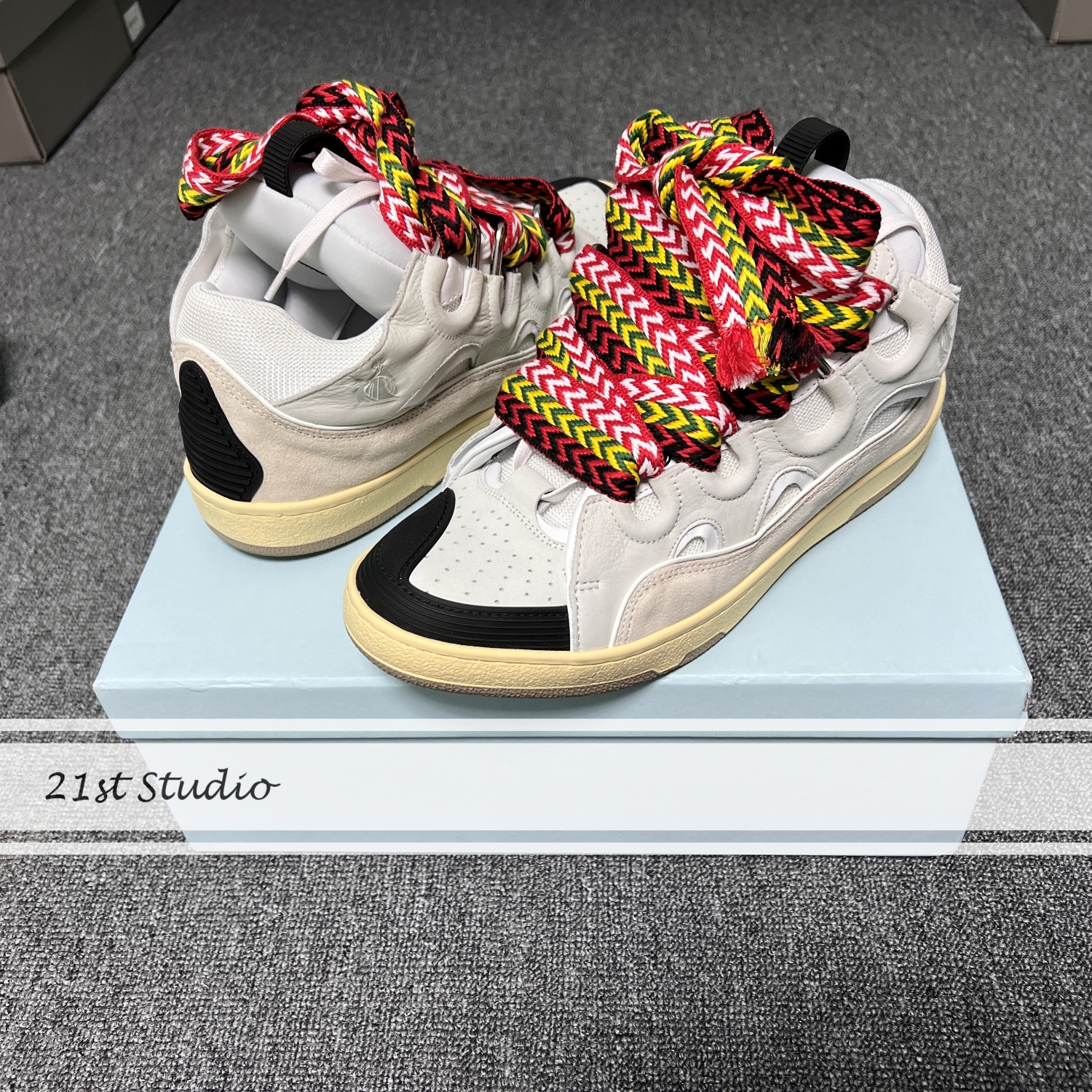 新奇LANVIN/浪凡秋冬年轻