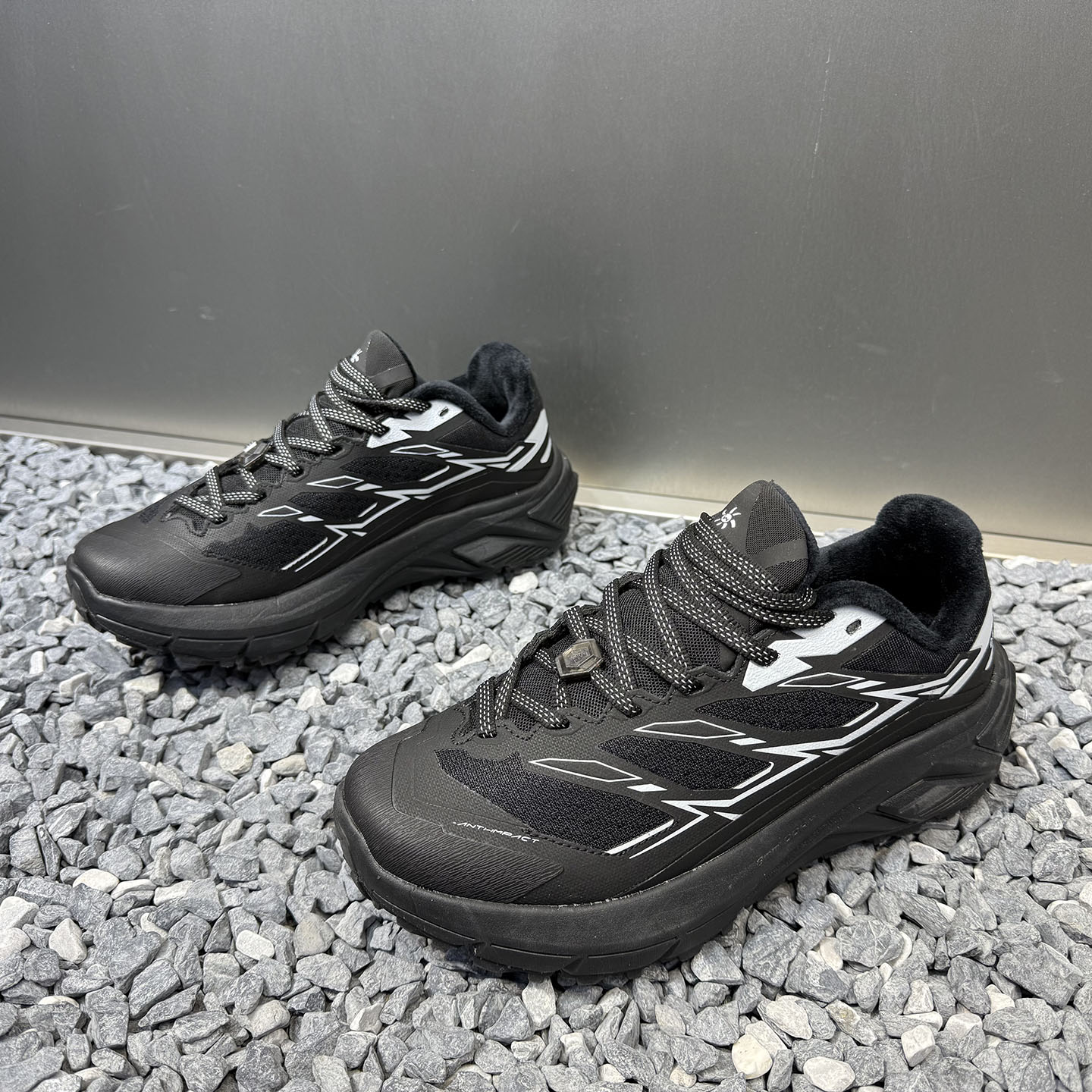 户外男鞋防滑休闲鞋子