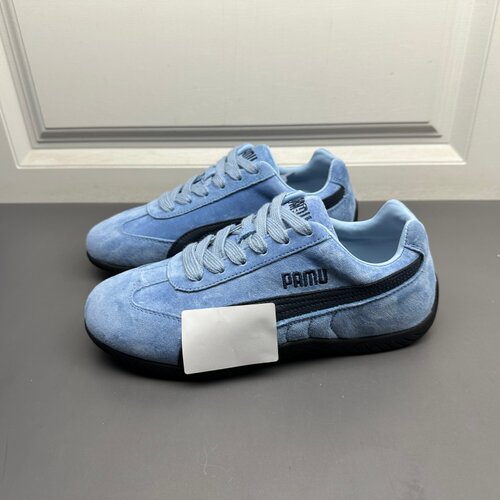 系带平底轻便舒适学生休闲板鞋