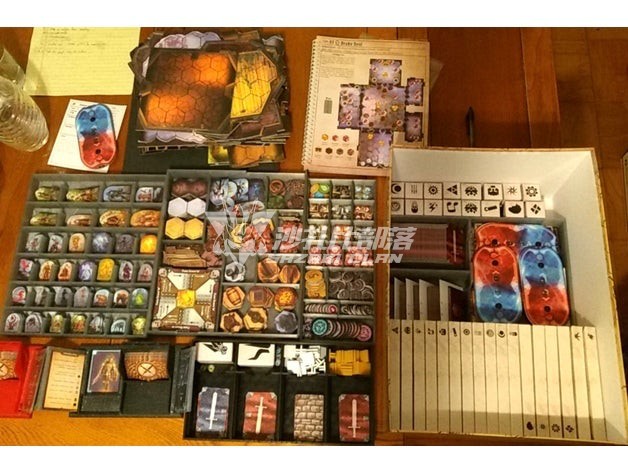 幽暗迷城GLOOMHAVEN 游戏内置收纳 免组装 多色可选 ▲沙扎比部落