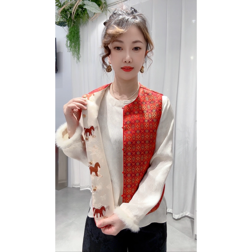 双面穿复古提花新中式马甲背心女新款圆领小马刺绣轻国风叠穿上衣