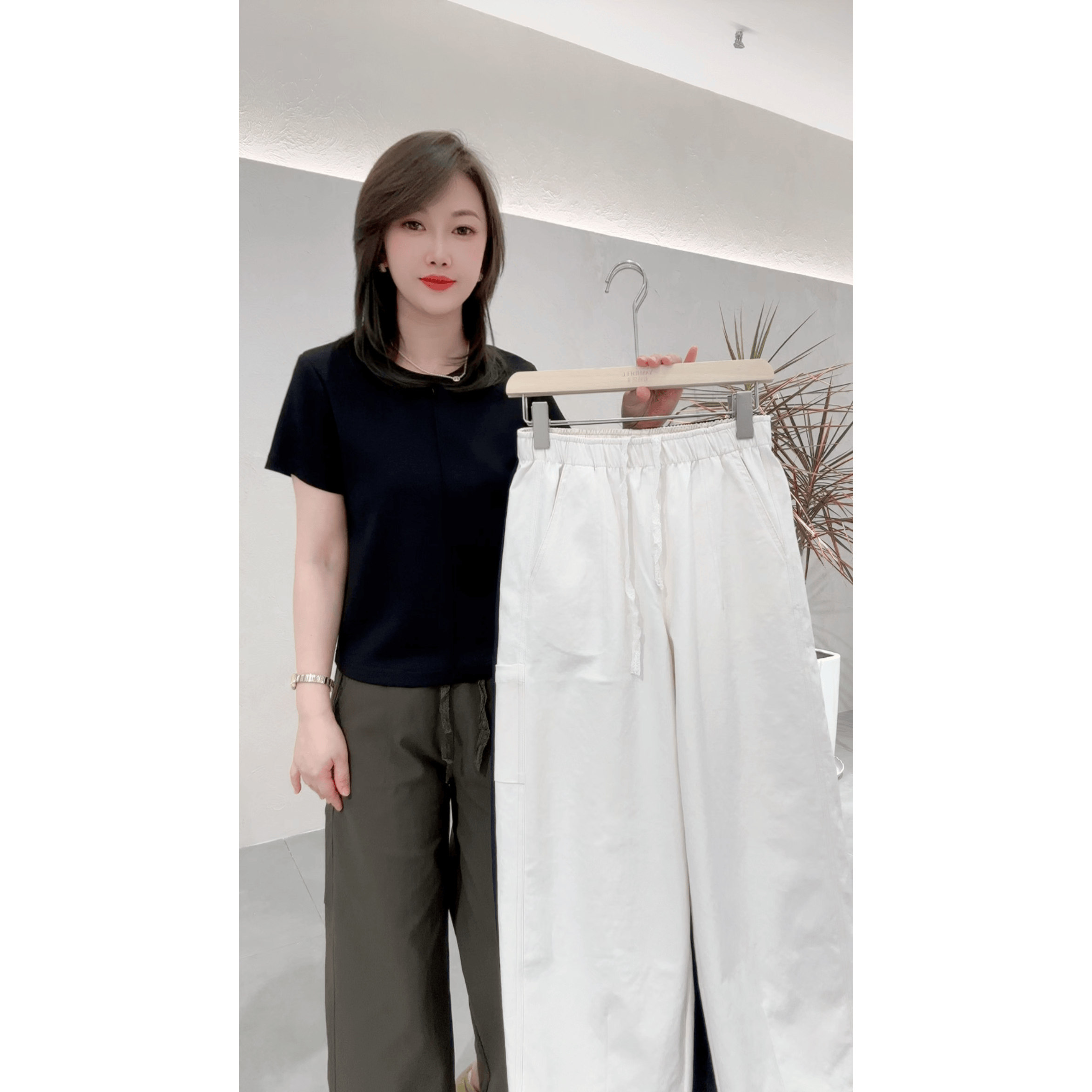 2026春季新款休闲直筒裤女高腰松紧腰宽松显瘦大码女装胖MM水洗棉