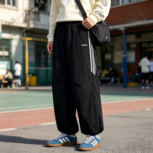 adidas 梭织运动宽松休闲裤 男款KR2607