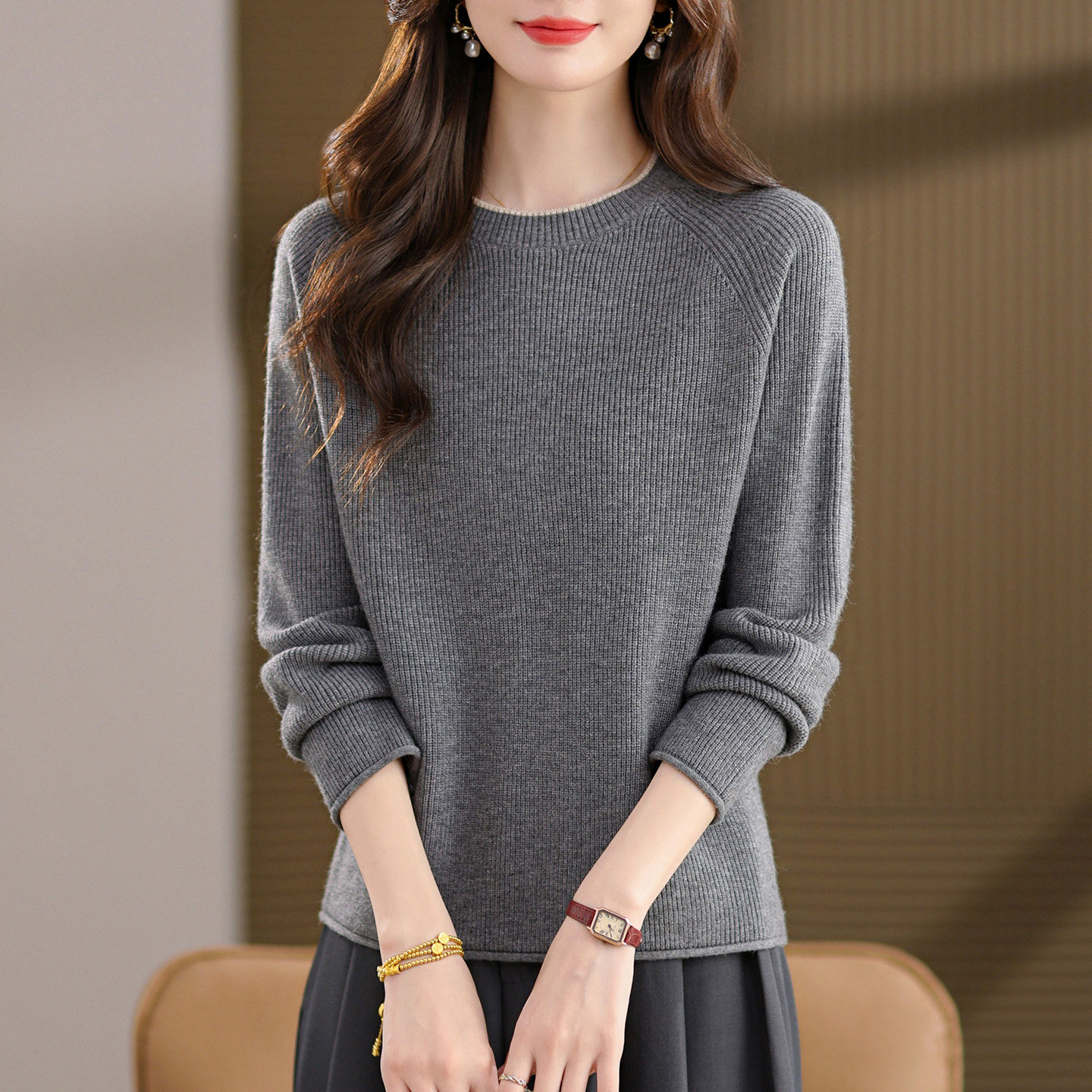 恒源祥羊毛衫女宽松圆领针织衫秋冬新款打底衫洋气内搭可外穿毛衣