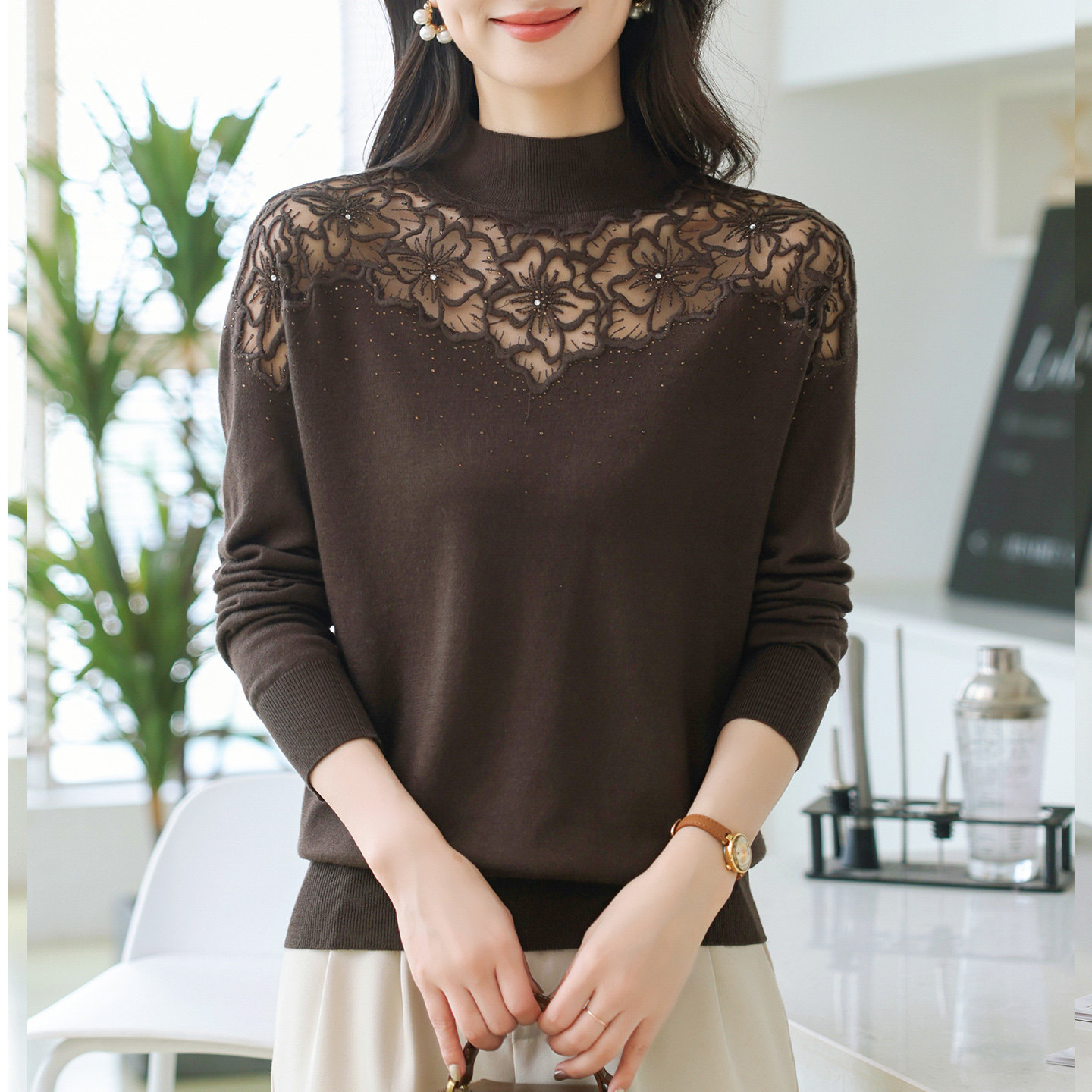 恒源祥镂空蕾丝半高领羊毛衫女春秋新款套头针织衫薄款百搭打底衫