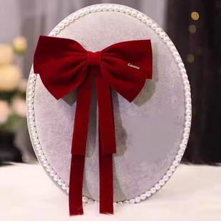 在逃公主新娘敬酒服头饰2023新款丝绒大蝴蝶结酒红色订婚发夹发饰