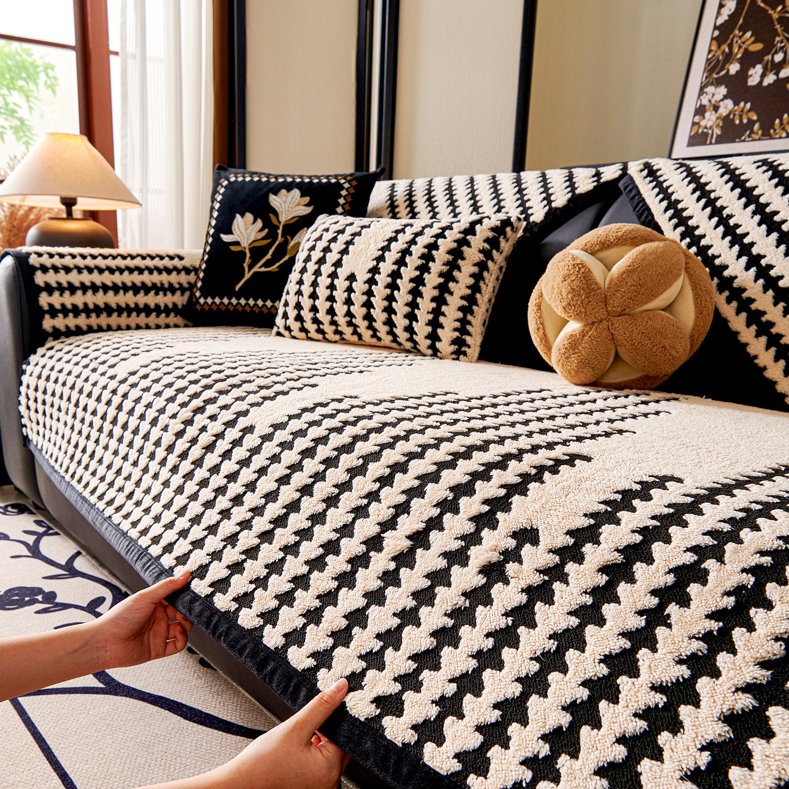 寒号鸟毛绒防滑简约通用沙发垫