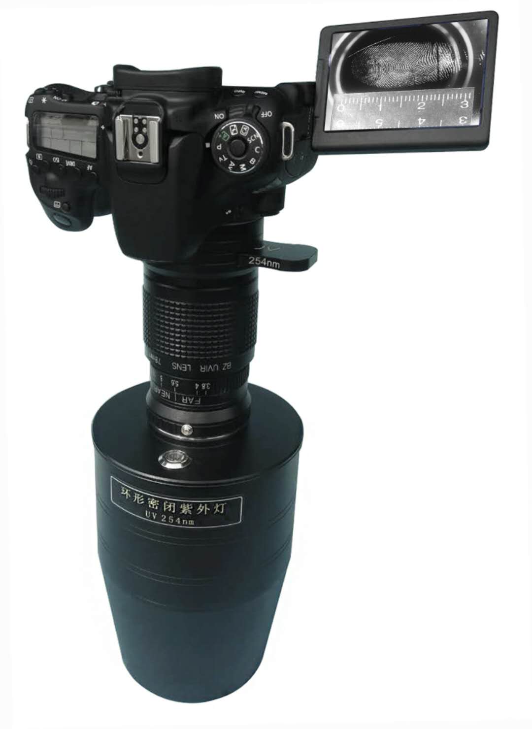 紫外红外数码照相系统,是在专业单反数码相机上改制而成的,(无需通过紫外像增强器翻拍图像),是真正无畸变、高分辨率、高感光响应,通过增强增透短波变频技术可以实现图像传感器在紫外和红外180nm至1100nm的光谱感光成像,在宽光谱的成像范围内适用于(无损指纹拍照、文检、痕检、对刷粉指纹、熏显指纹、化学
