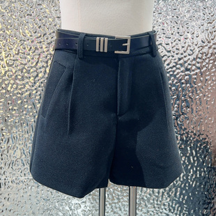 毛呢短裤女秋冬外穿高腰2025新款韩版显瘦a字打底阔腿短裤配靴子