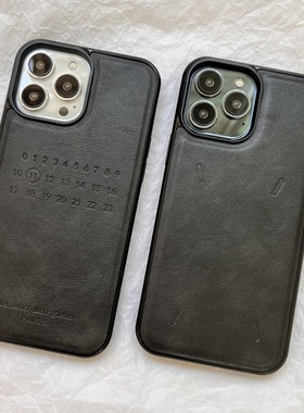 新品压印数字风格手机壳苹果16/17promax皮质简约小众13 15pro全包14promax原创情侣款适用 margiela17/Air
