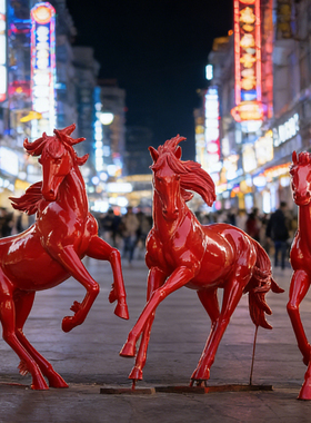户外美陈红色玻璃钢骏马雕塑摆件
