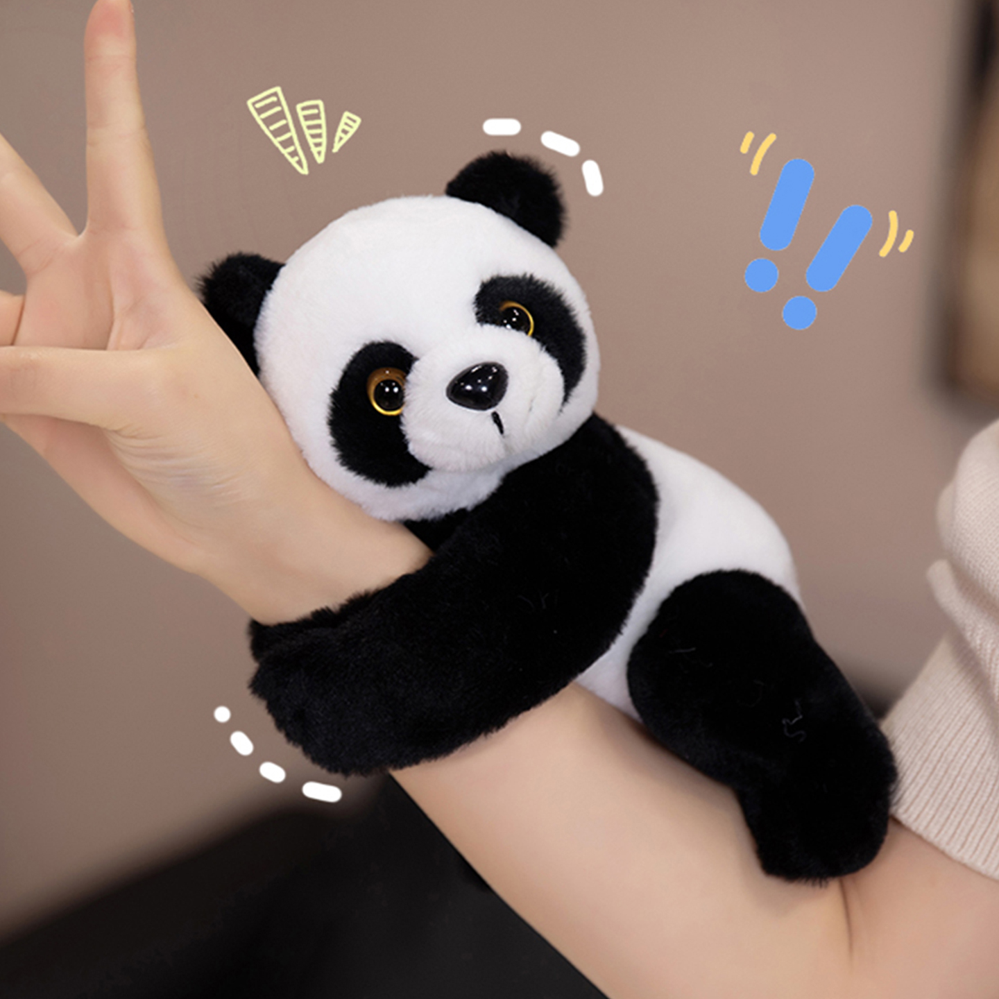 可爱熊猫啪啪圈玩偶儿童手环毛绒
