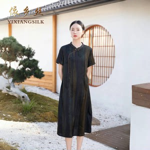 2024夏季新款刺绣立领一粒扣丝缎民族风改良版旗袍中长连衣裙780