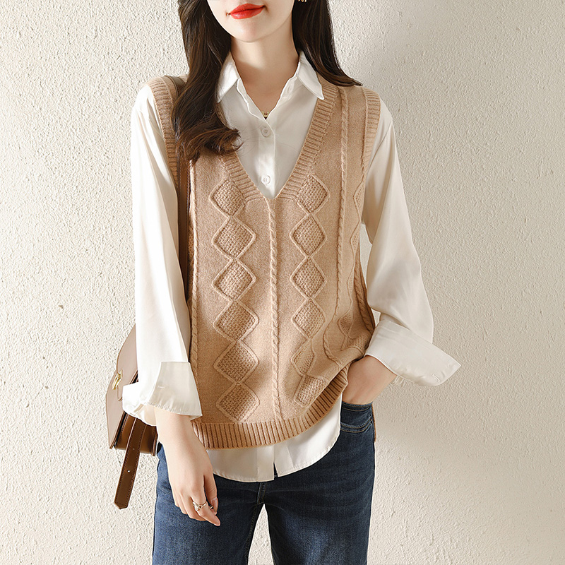 纯色百搭背心针织马甲女