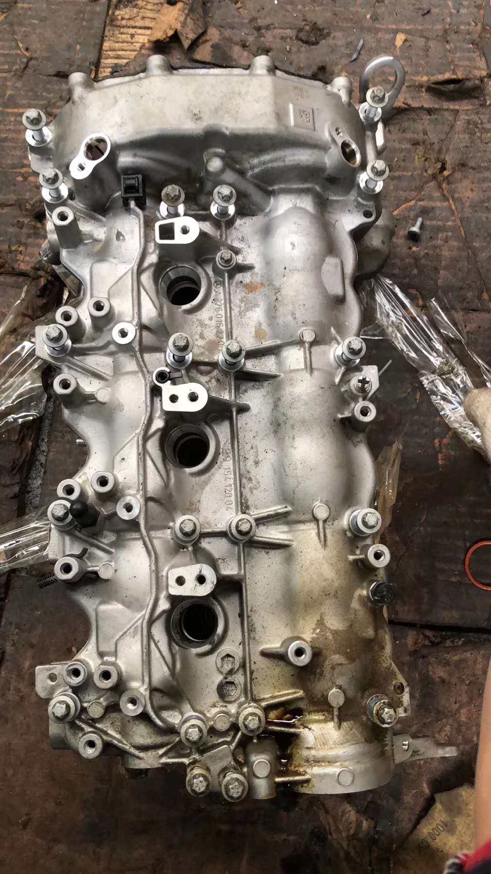 奔驰m270 m271 m272 m273 m274 m275 m276 m278 w166642 缸盖