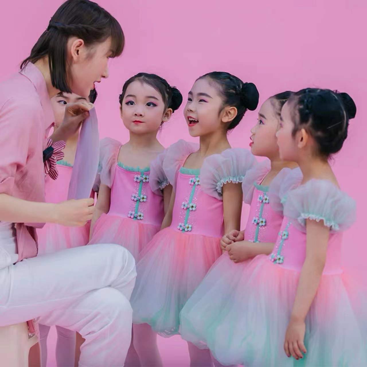 新款儿童爵士舞云川之舞桃萌夭夭粉色蓬蓬纱裙舞蹈幼儿园原版服装