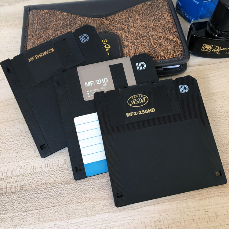 电脑绣花机usb软驱磁盘软盘