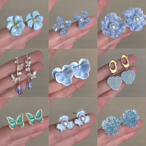 随视觉蓝色花朵耳环显白夏天度假
