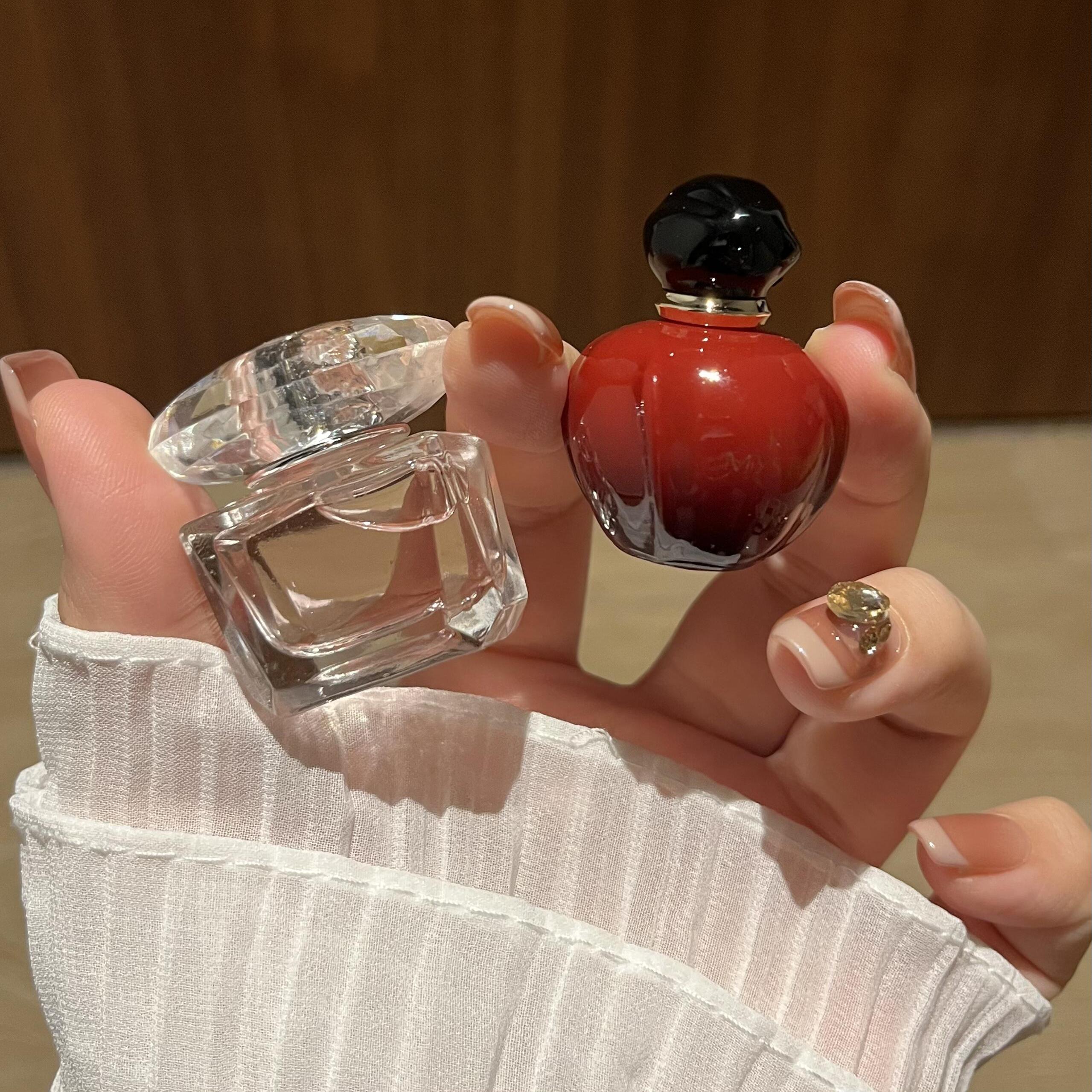 【高品质粉钻红毒Q版香水7.5ml点涂式 】香水持久留香