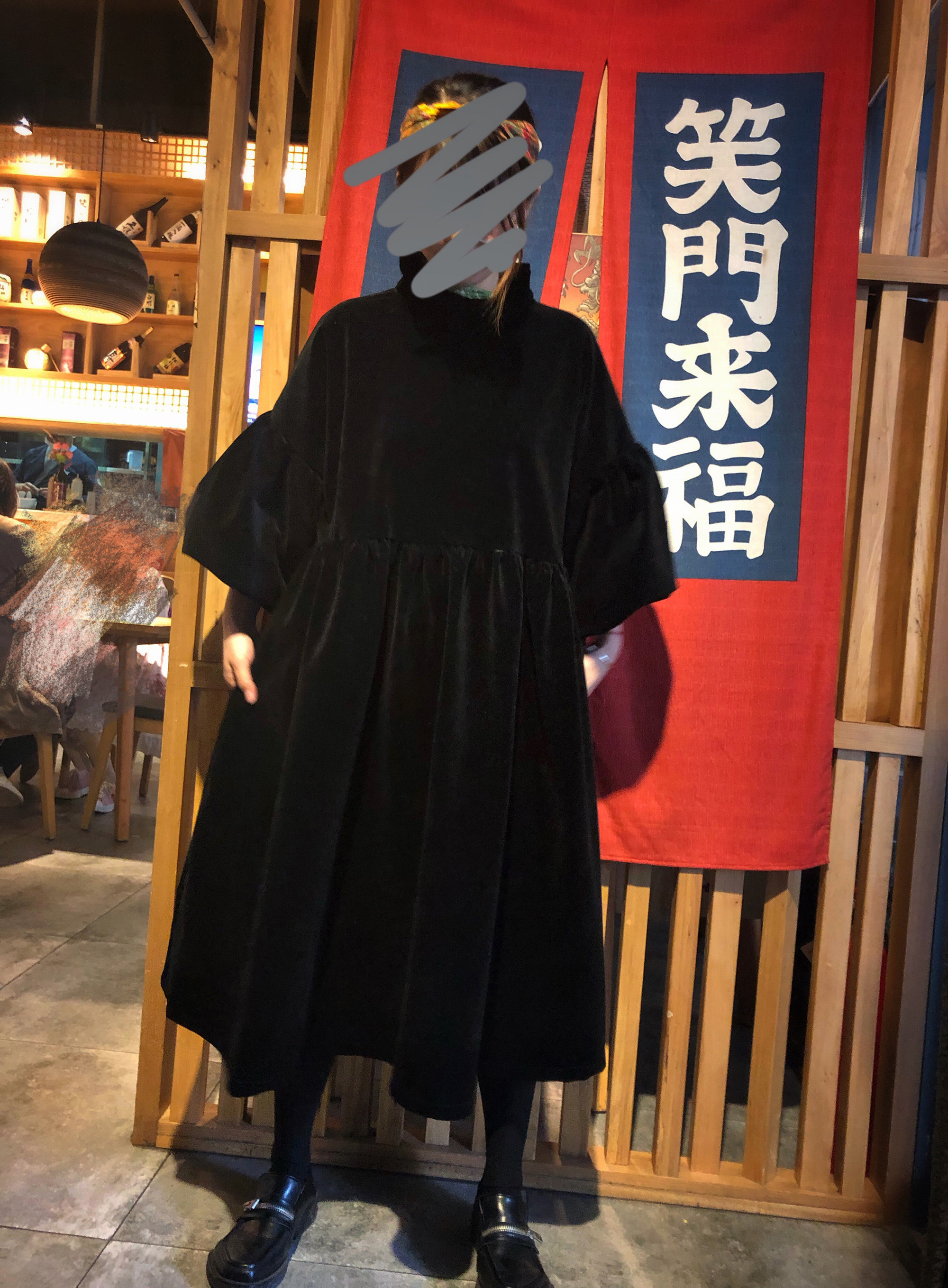 千叶鹿自制 秋冬平绒黑色小精灵泡泡袖宽松百褶蓬蓬连衣裙女