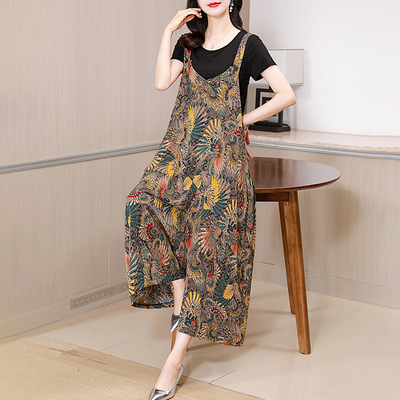 天丝印花吊带连体裤女2025夏季新款宽松显瘦气质休闲阔腿背带裤裙