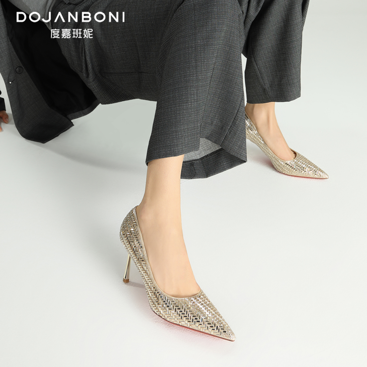 度嘉班妮2025秋季烫钻尖头浅口女细跟高跟鞋气质百搭不累脚28110