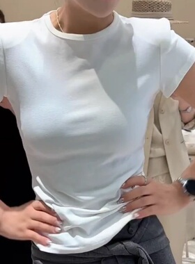 白色正肩短袖T恤女2026夏季新款小个子时尚百搭短款打底上衣10819