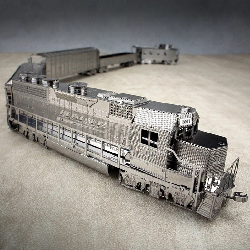爱拼 金属不锈钢diy拼装模型3d迷你立体拼图 装甲列车火车43cm长