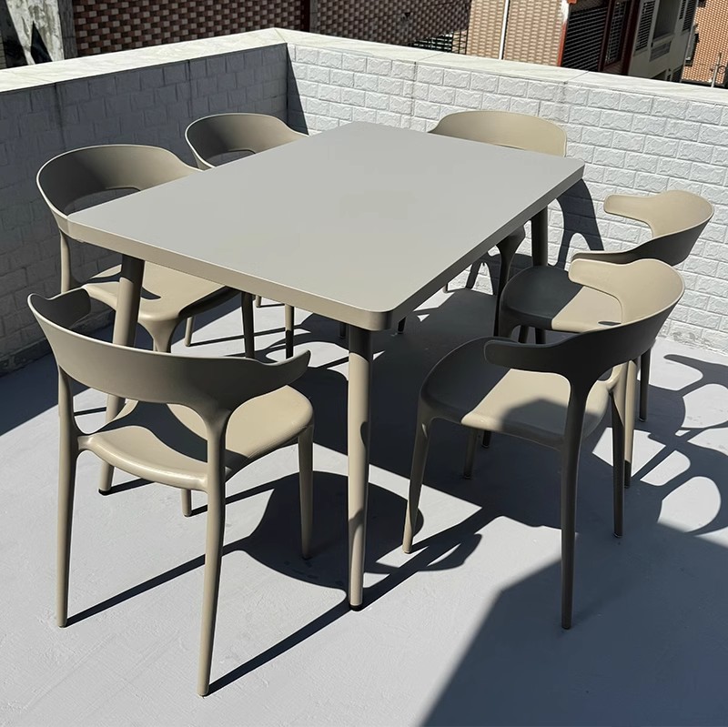 户外餐桌椅奶茶店咖啡酒馆洽谈网红露天碳钢长桌室外外摆休闲组合